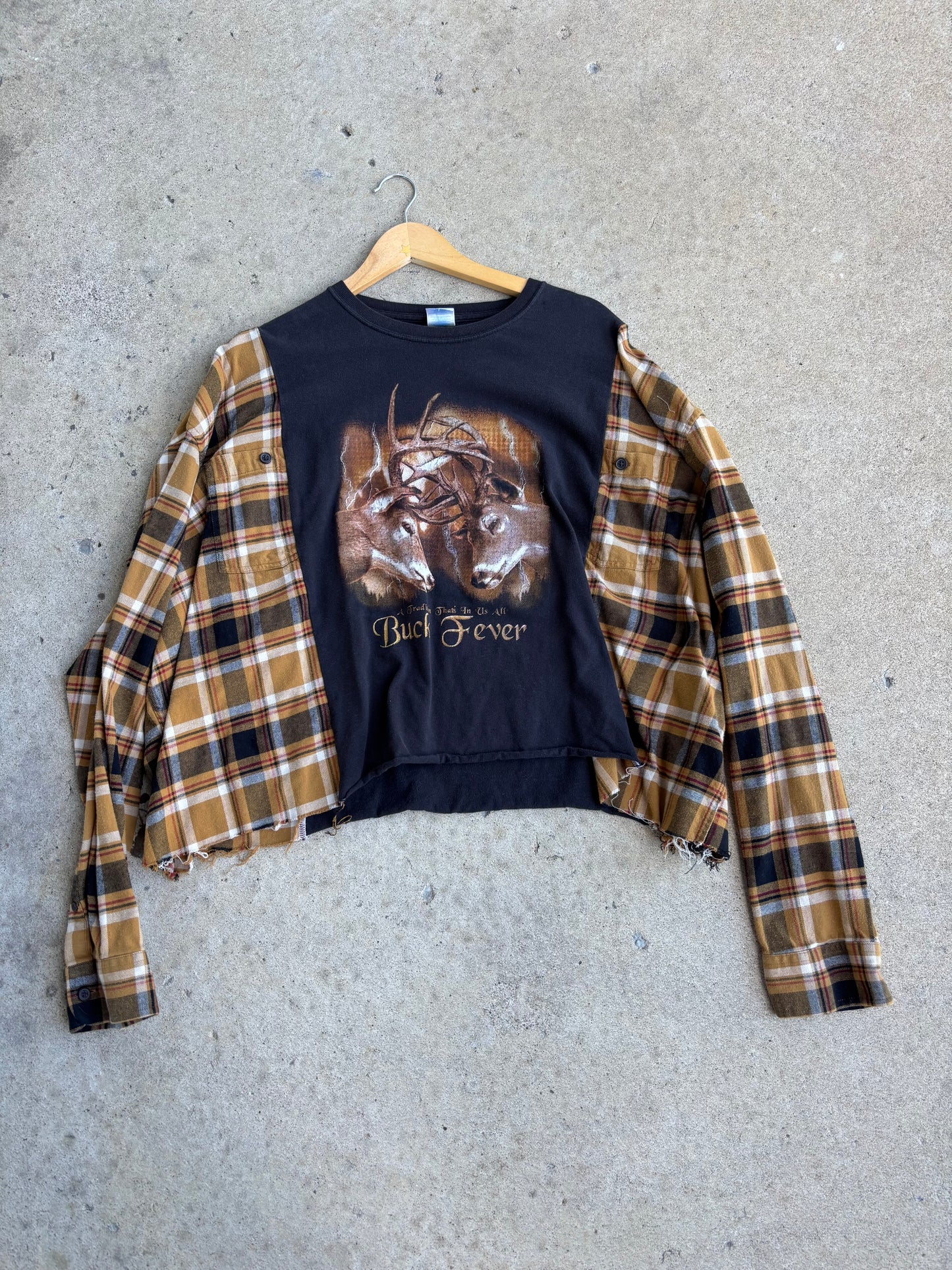 Buck Fever Tee(2XL Crop)