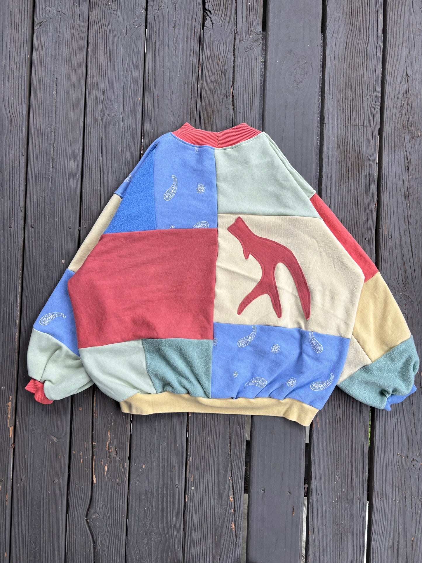 Avery Anna Letters Crew(L/XL)