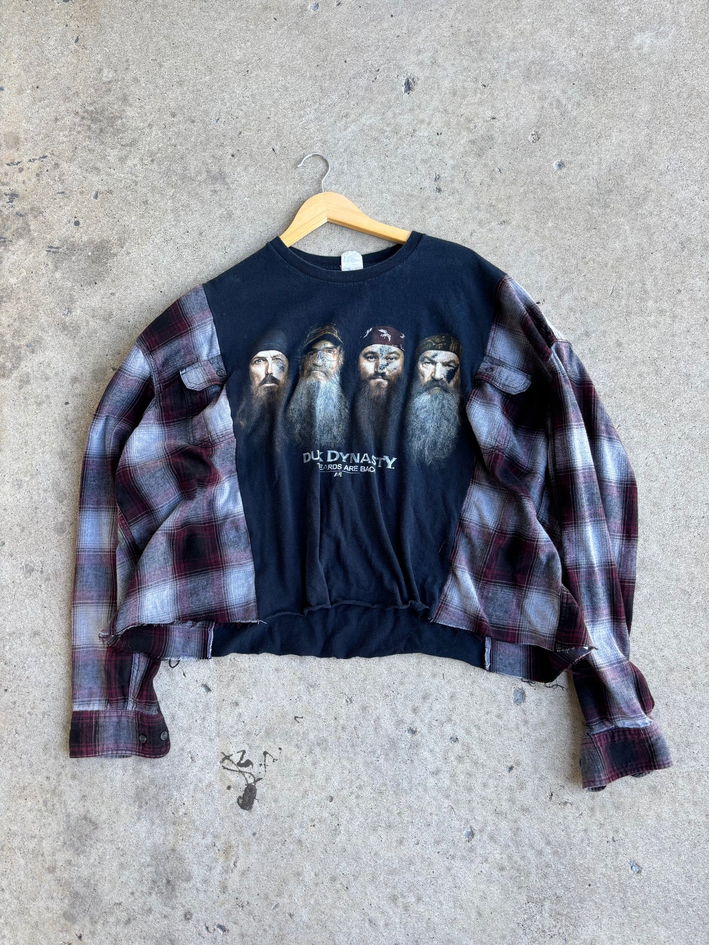 Duck Dynasty Flannel Tee(XL Crop)