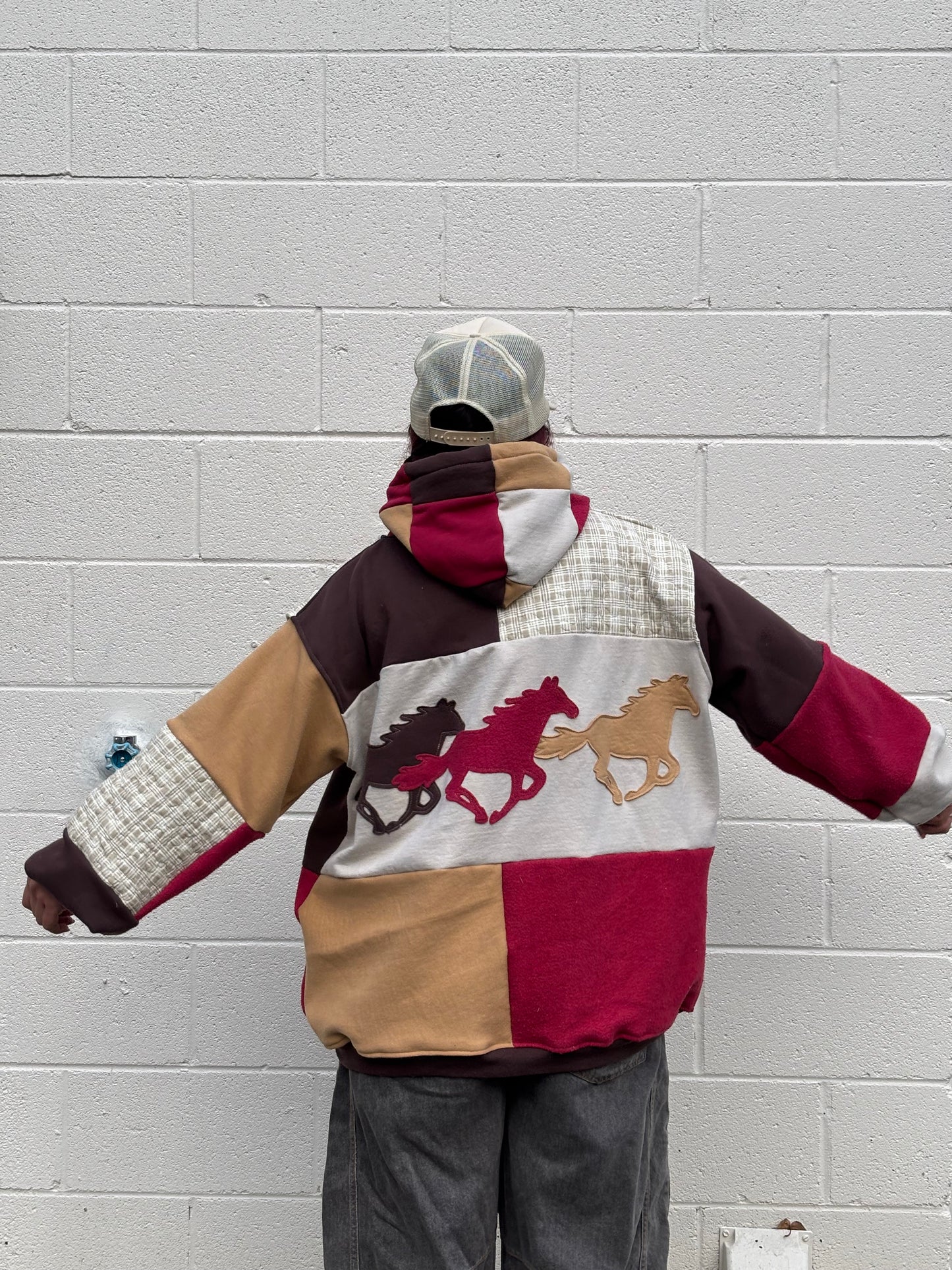 EL Horses Hoodie(2XL)