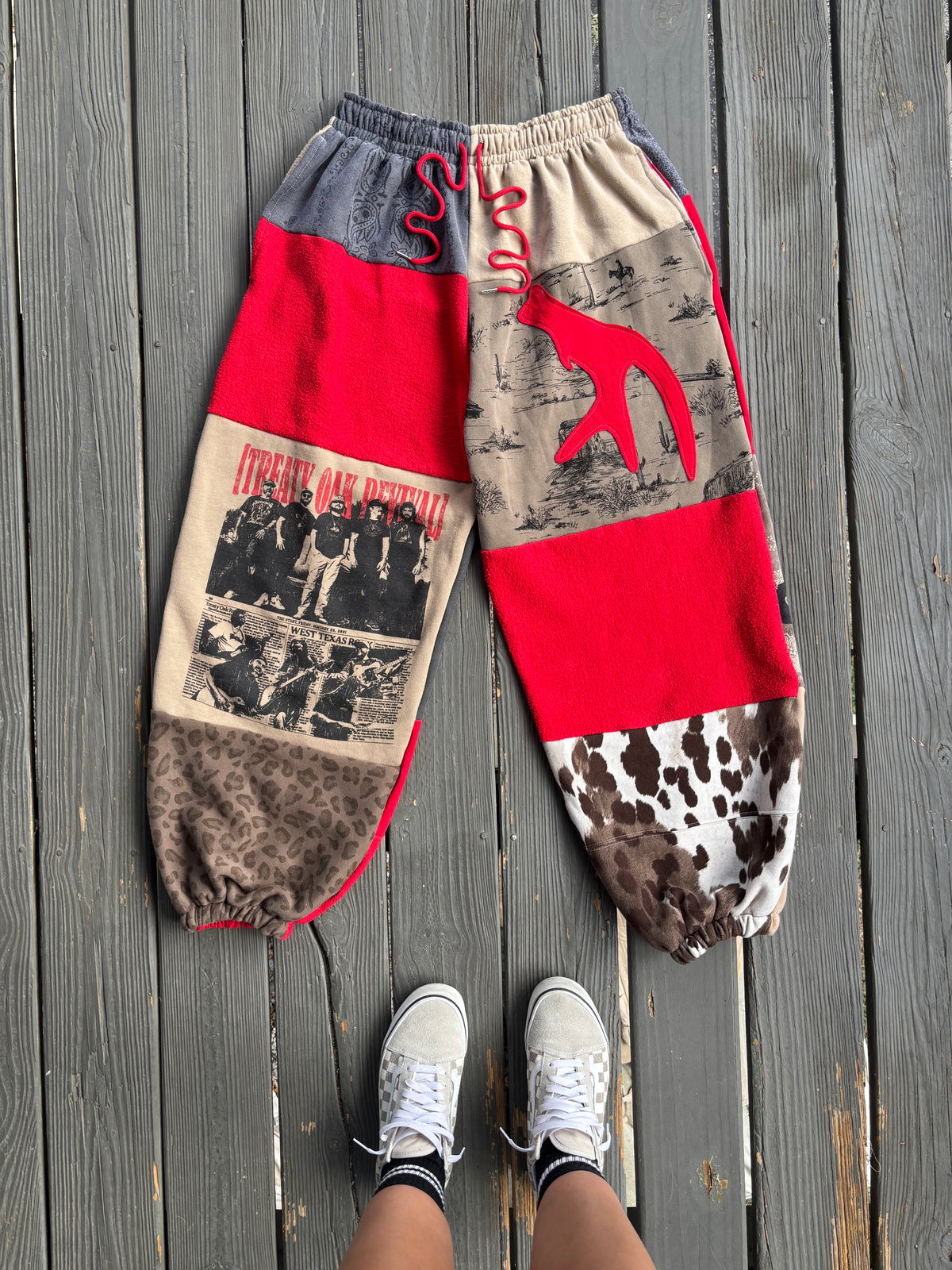 West TX Degenerate Sweatpants(L/XL)