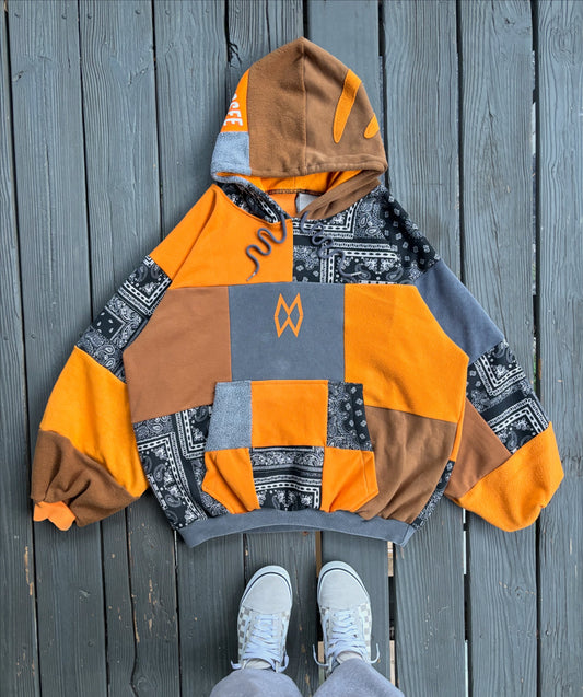 MW TN Hoodie(L/XL)