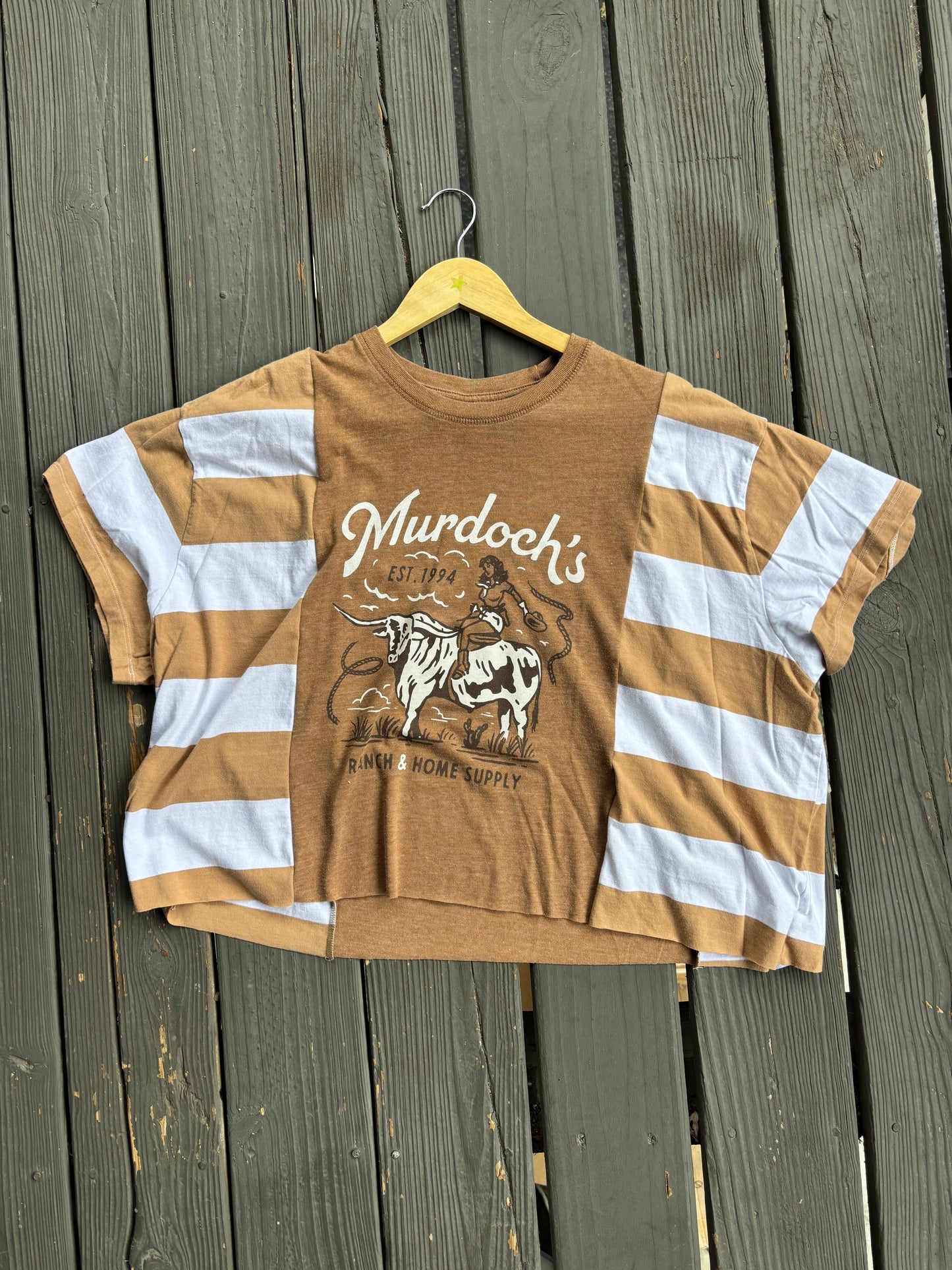 Murdoch’s Ranch Stripey Tee(L)