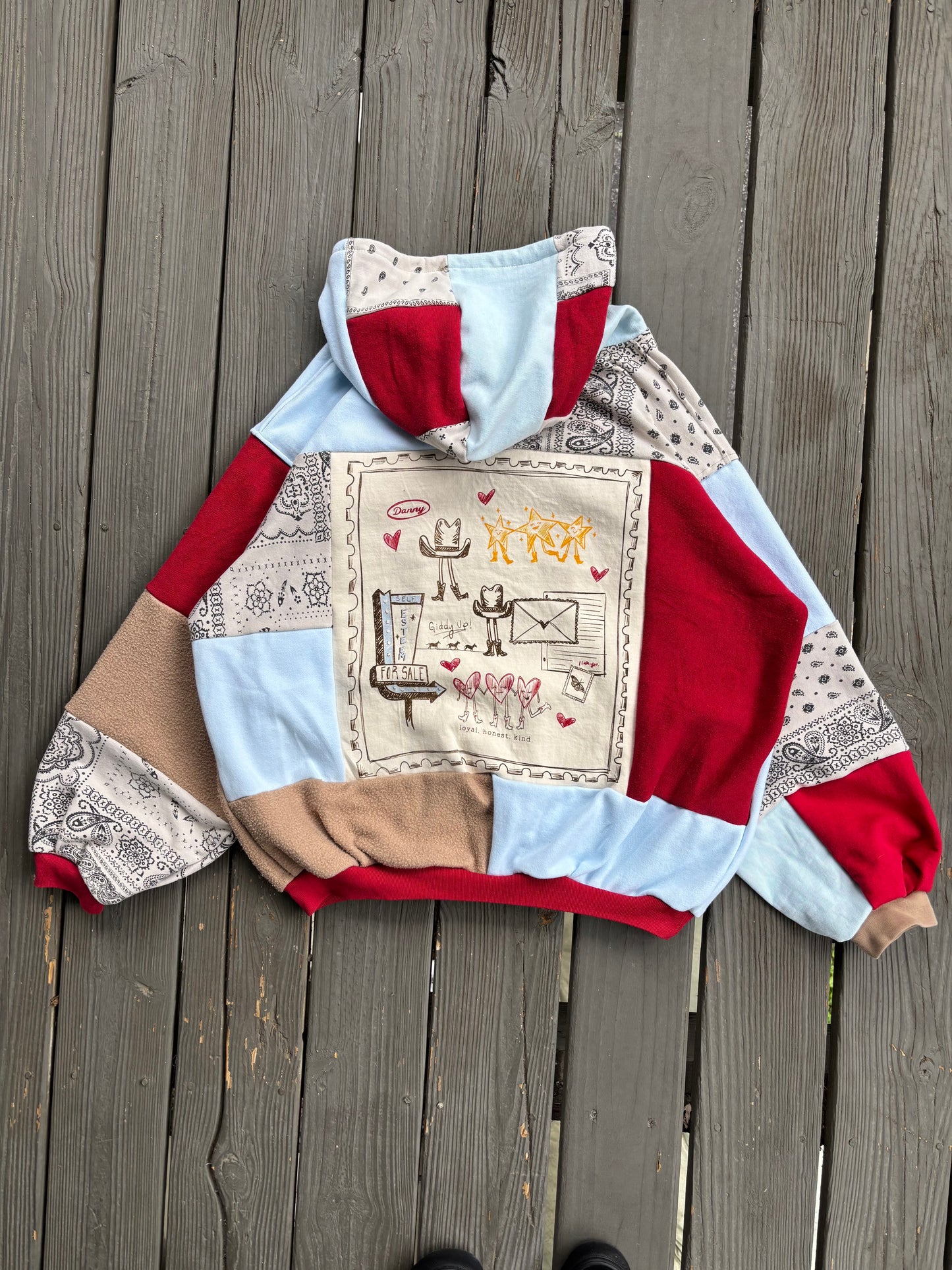 Avery Anna Doodle Hoodie(XL)