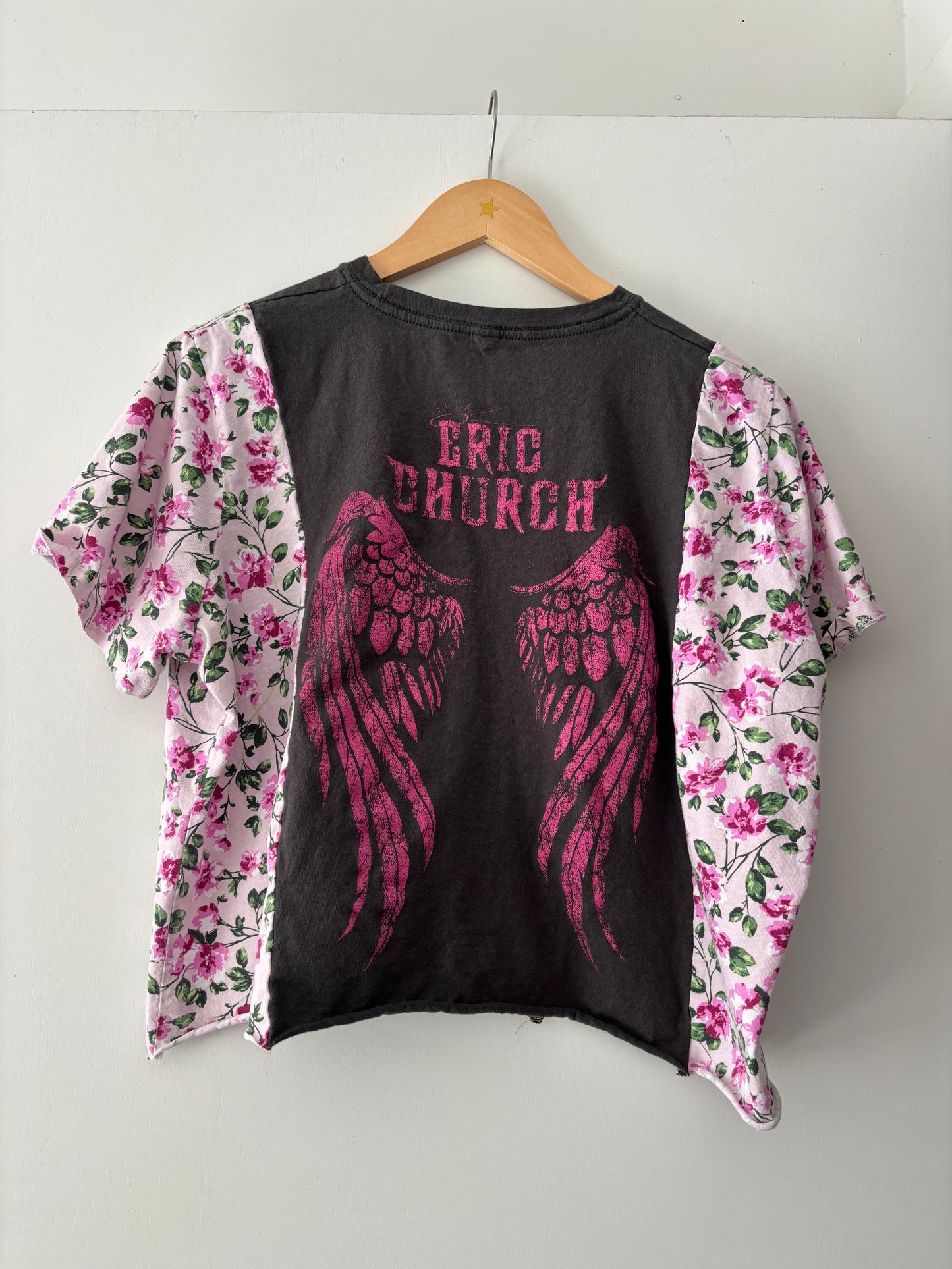 Eric Church Angel Tee(M-L)