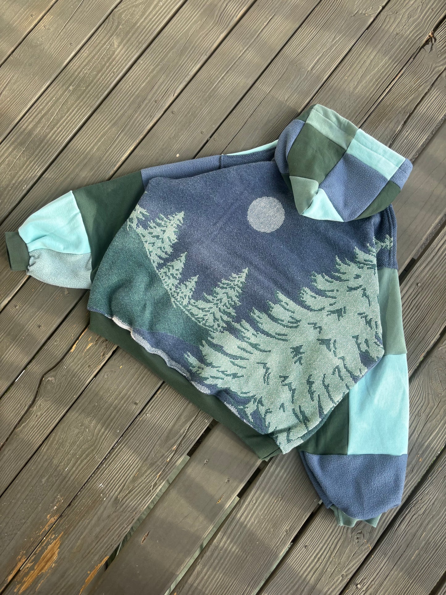 NK Season of the Sticks Hoodie(XL)