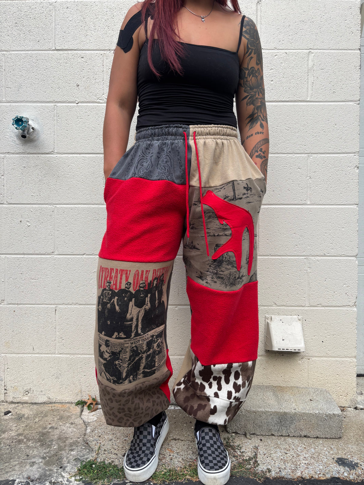 West TX Degenerate Sweatpants(L/XL)