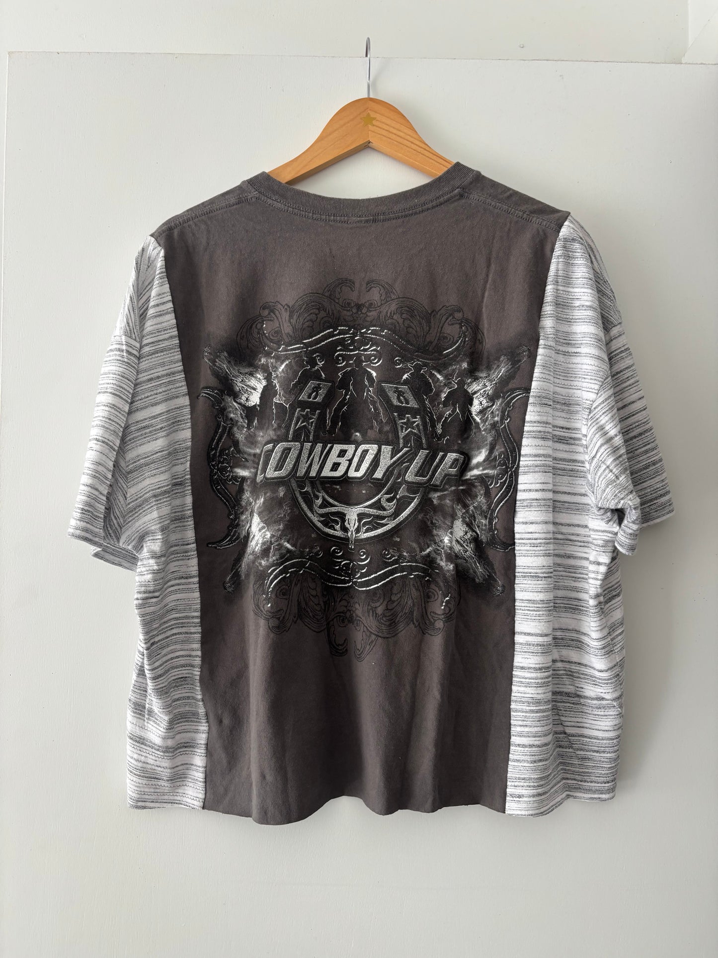 Cowboy Up Tee(L)