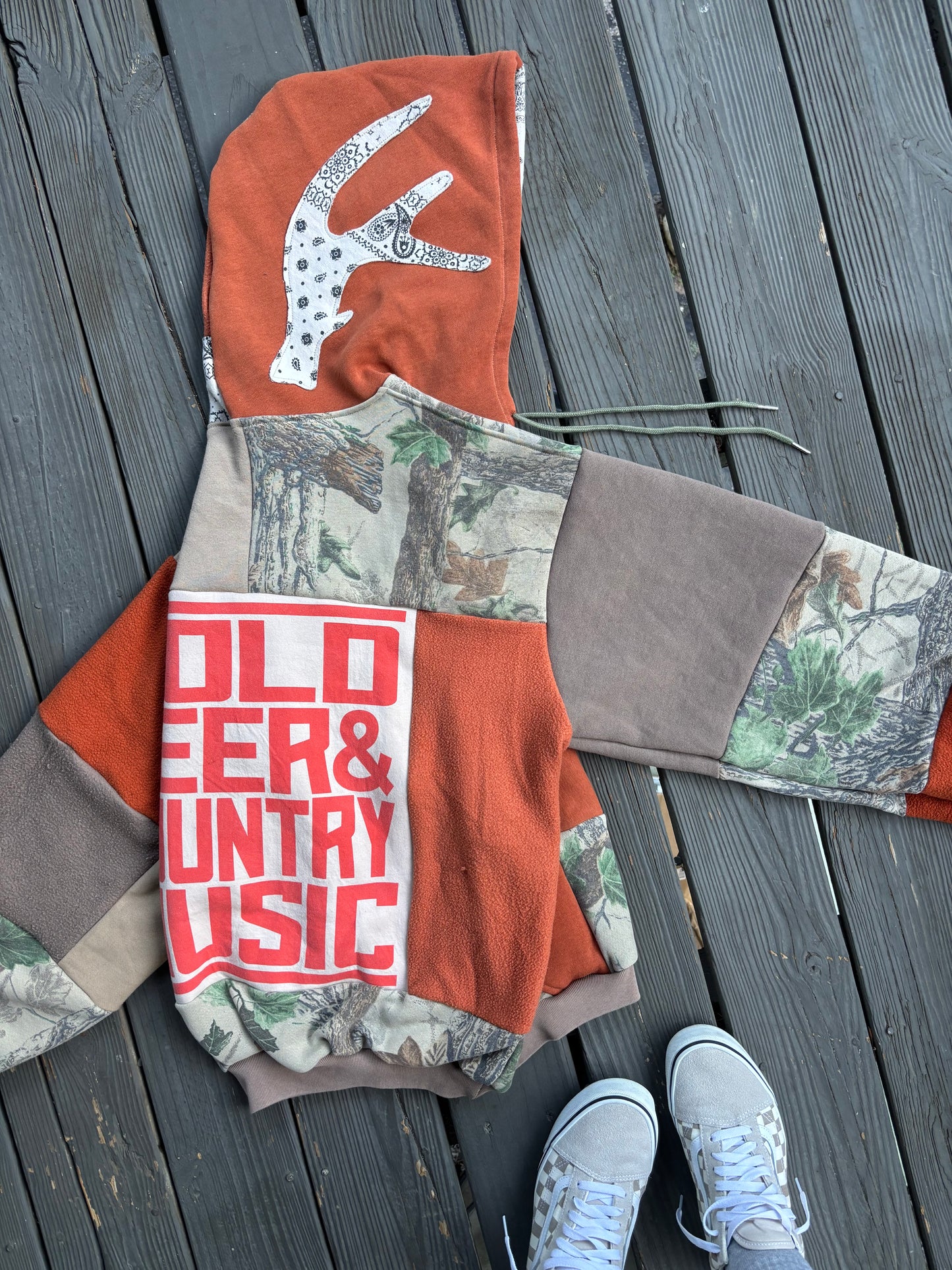 Zach Top Buck Hoodie(L/XL)