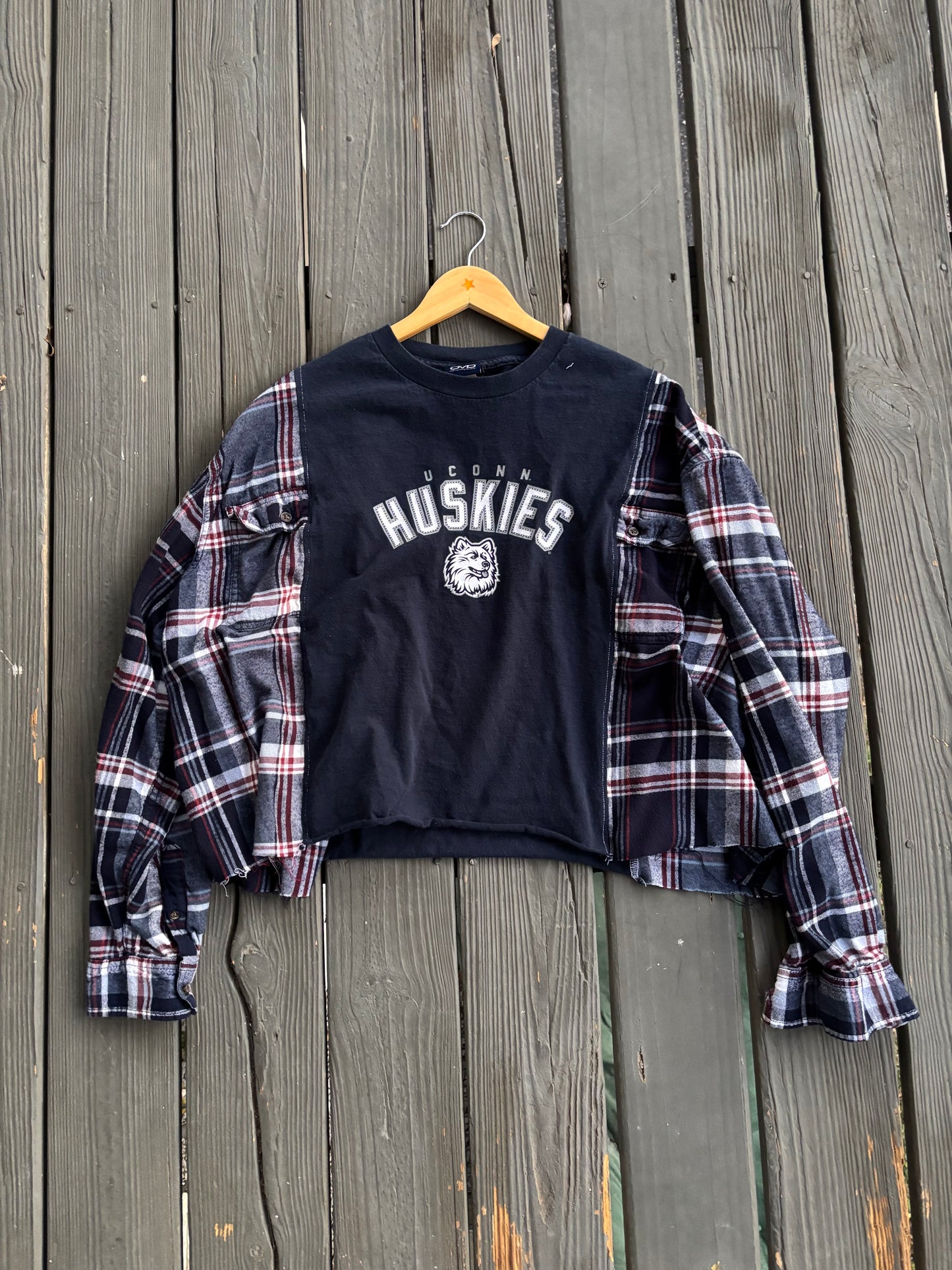 UConn Flannel Tee(XL)