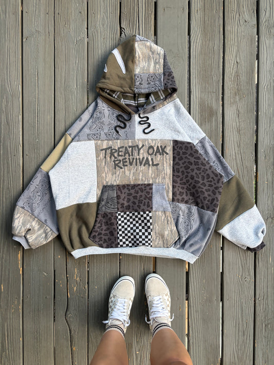 TOR In Between Hoodie(2XL)