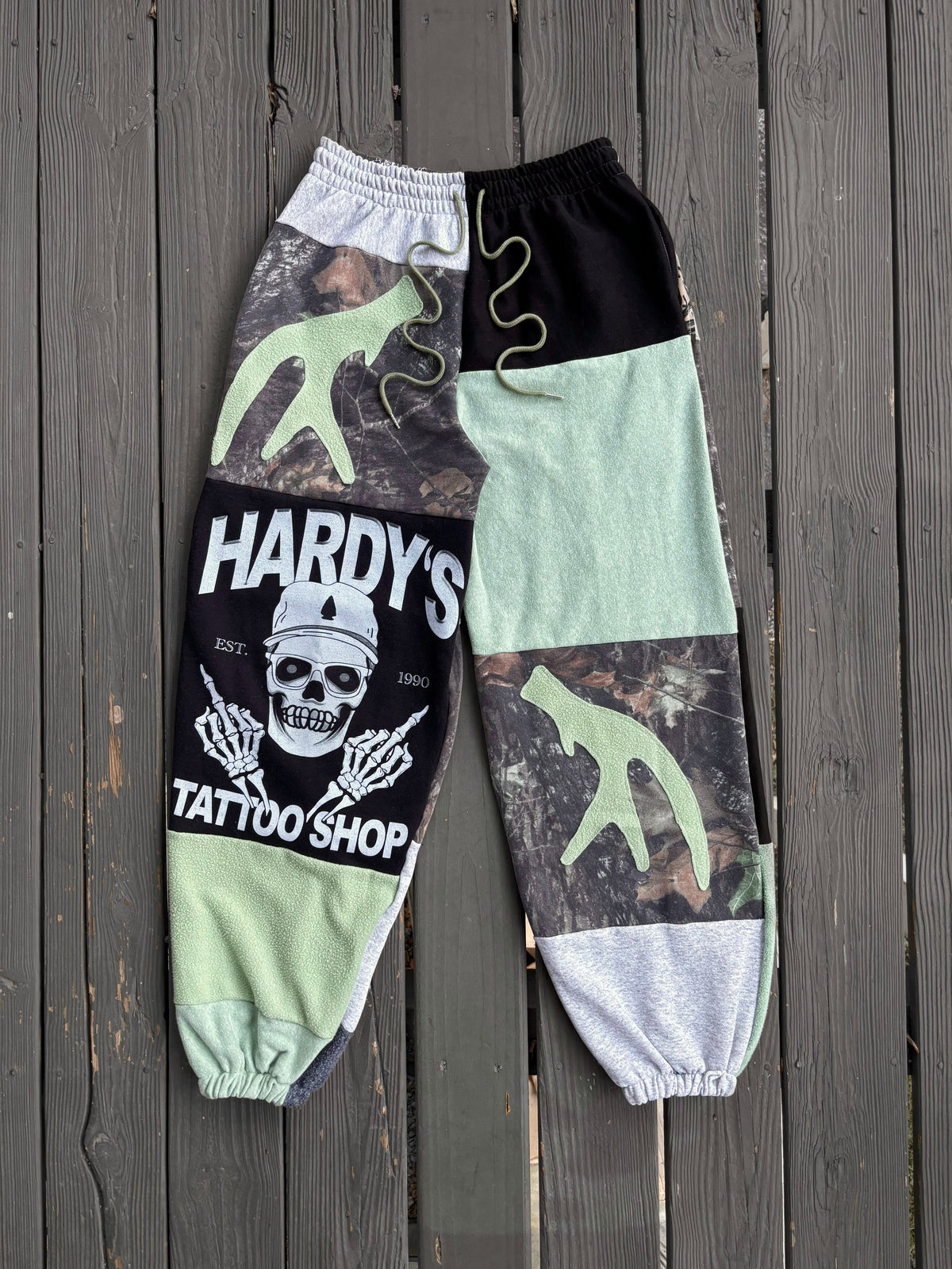 HRDY Pistachio Sweats(L/XL)