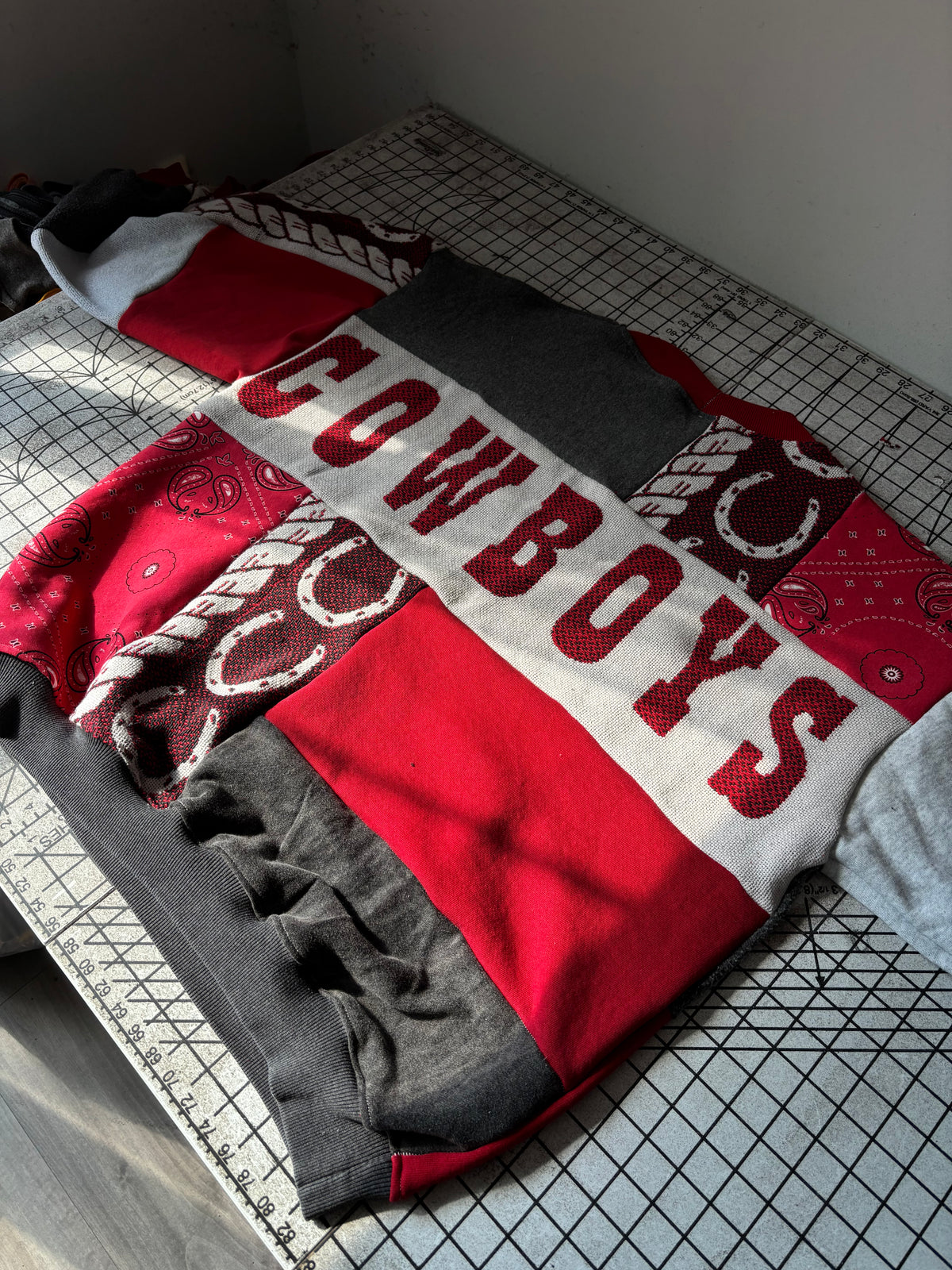Lucky Cowboy Crew(XL)