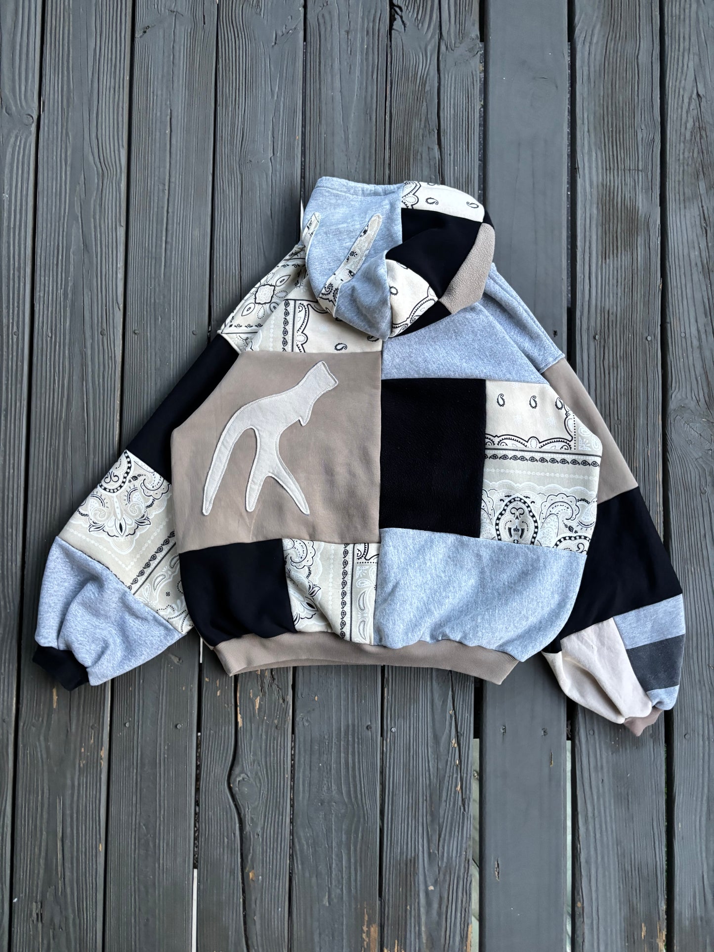B&D Bandit Hoodie(XL)