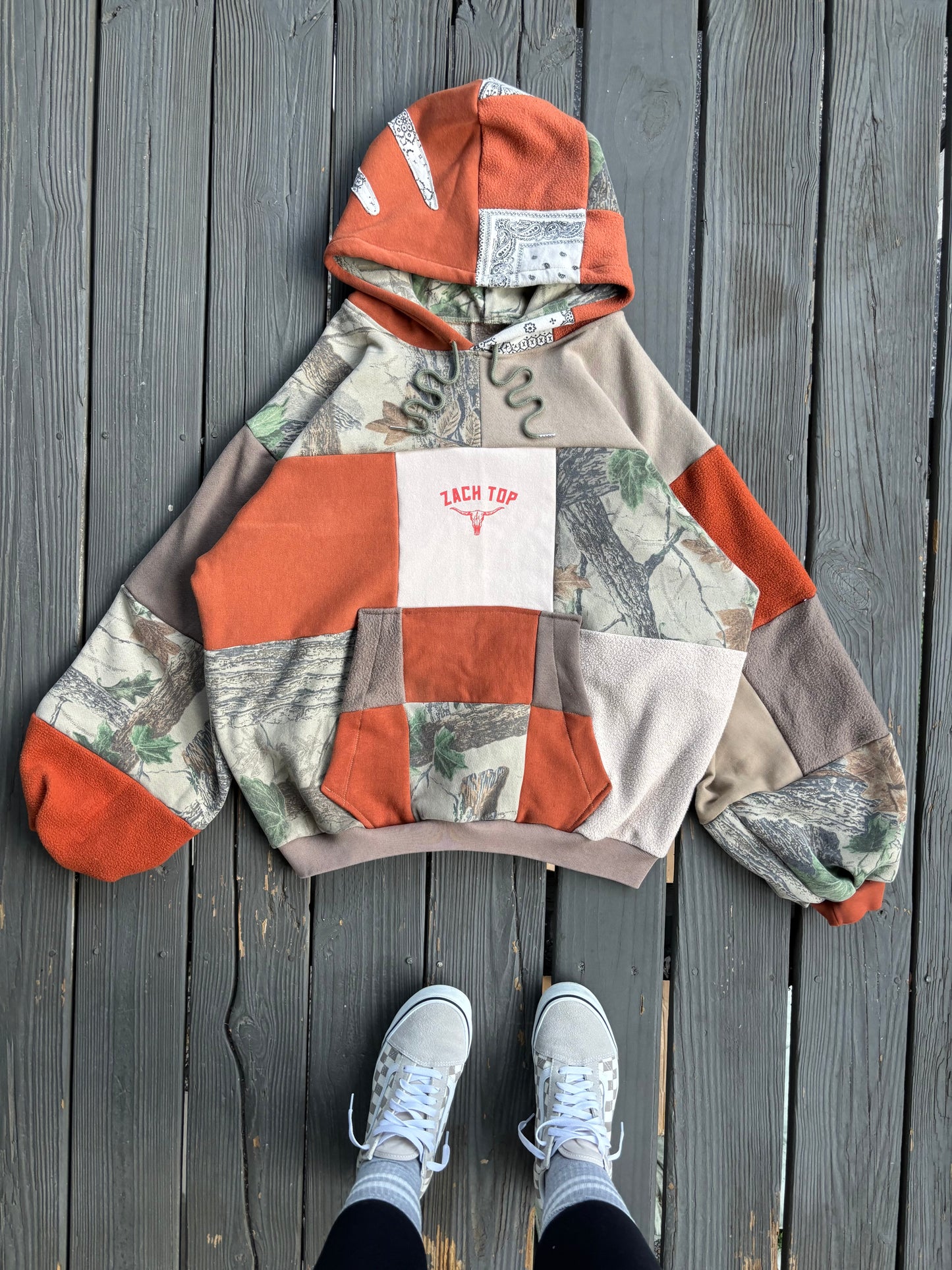 Zach Top Buck Hoodie(L/XL)