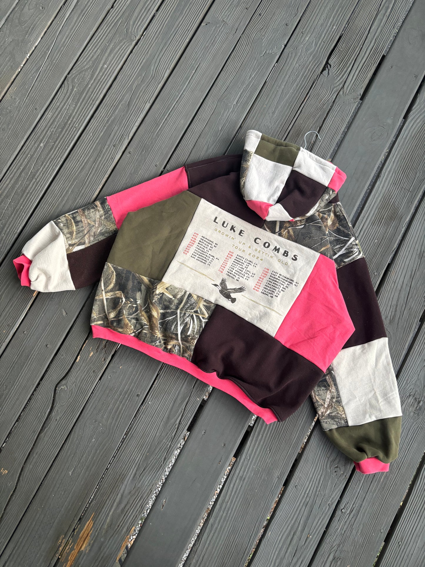 LC Strawberry Camo Hoodie(XL)