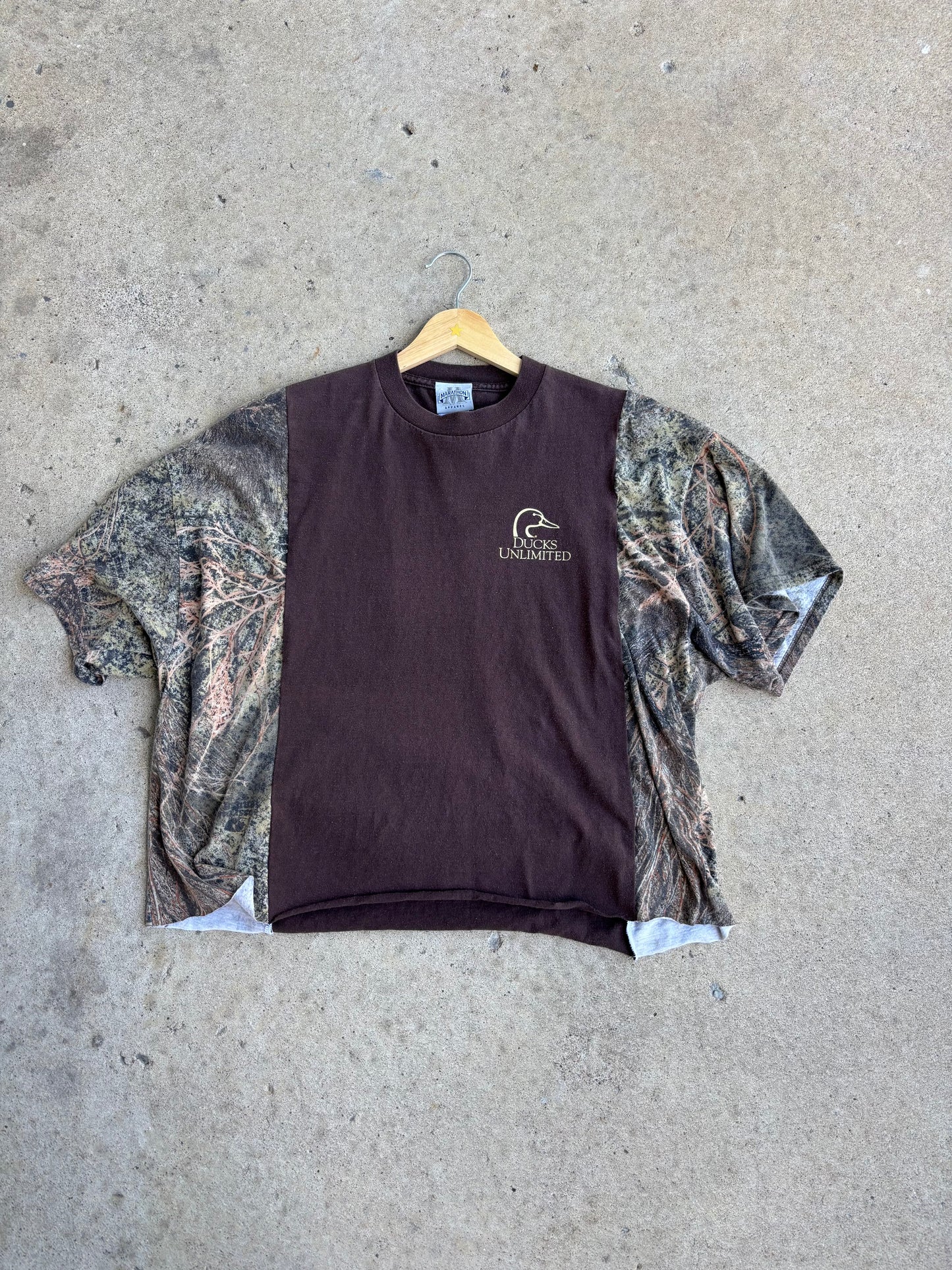 Doggy Duck Camo Tee(L crop)