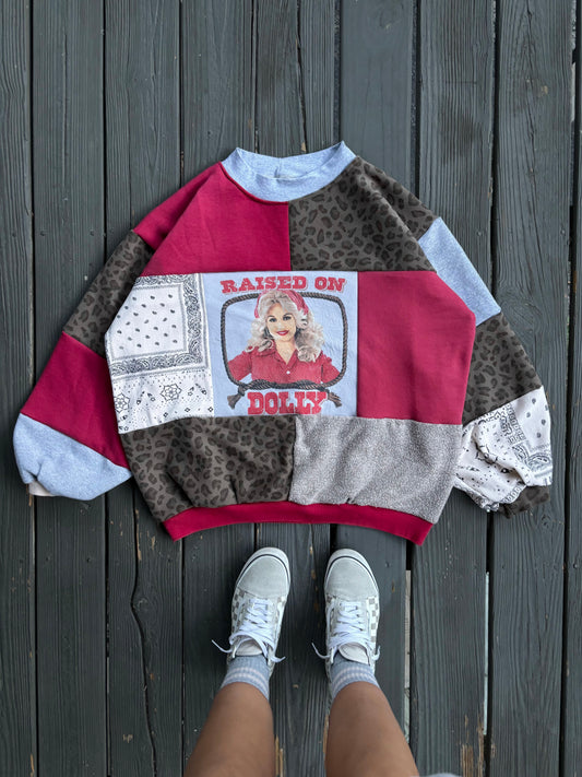 Raised on Dolly Crew(L/XL)